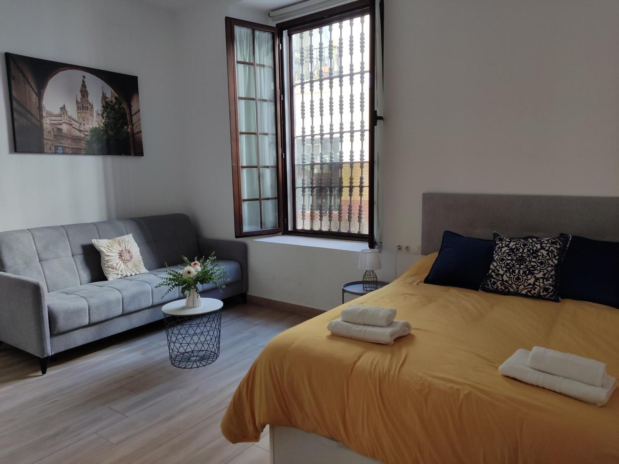 Estudio Moderno Con Opcion De Garaje Lägenhet Sevilla Exteriör bild
