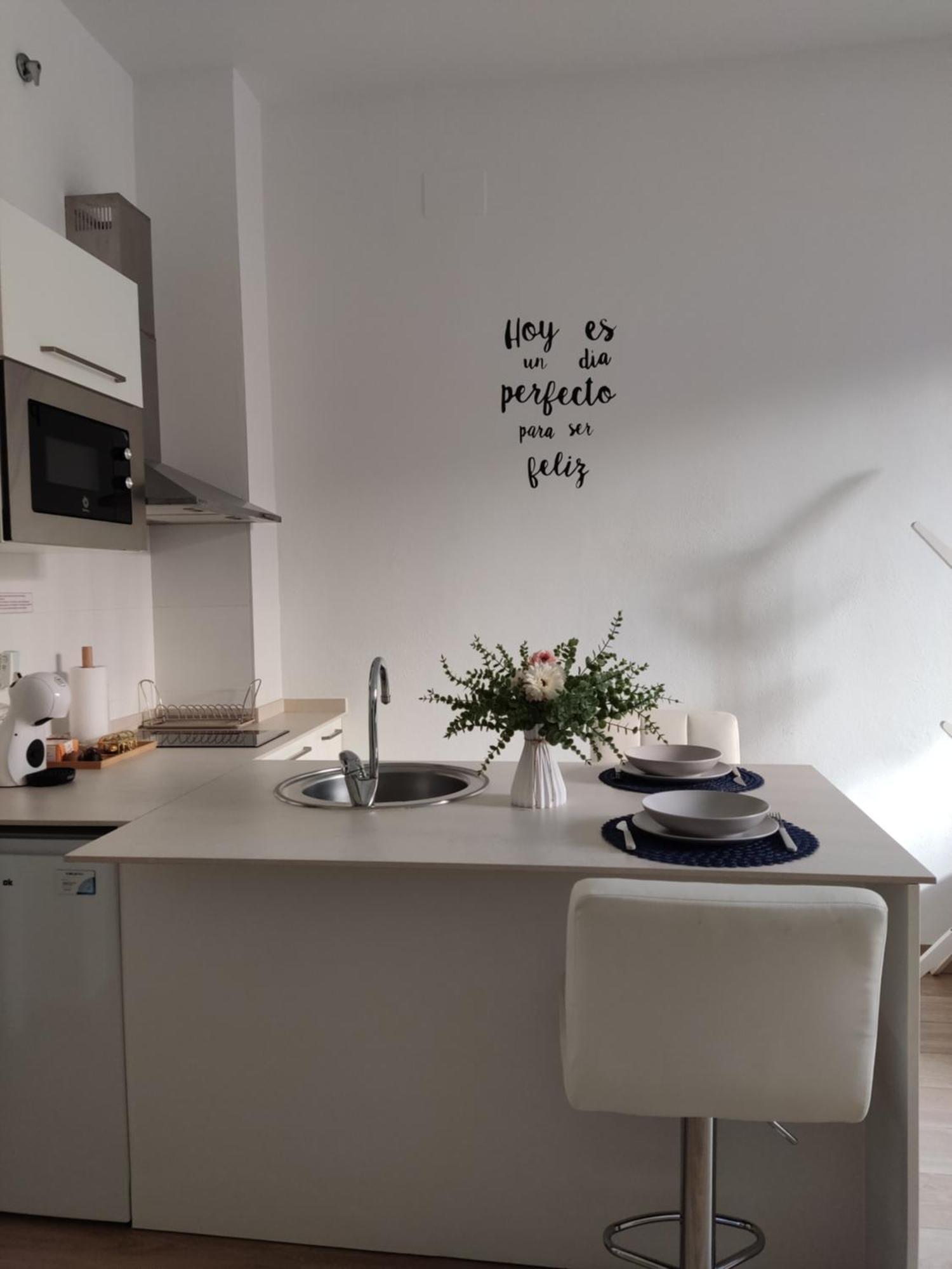 Estudio Moderno Con Opcion De Garaje Lägenhet Sevilla Exteriör bild